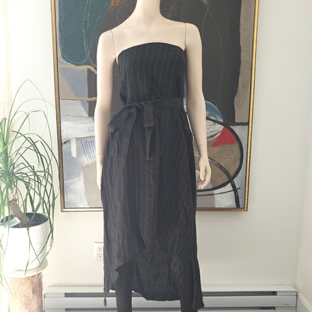 La Haine Inside Us | Strapless Linen Tunic